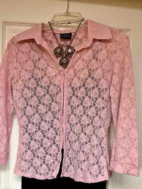 JKLA Pink Floral Lace Button-Front Blouse